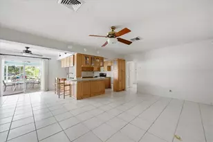 1680 Fox Rd, Clearwater, FL 33764 - Photo 40