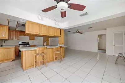 1680 Fox Road, Clearwater, FL 33764 - Photo 38
