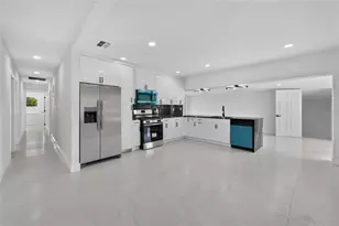 608 N Echo Dr, Brandon, FL 33511 - Photo 10