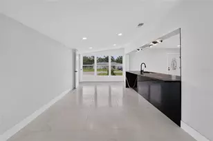 608 N Echo Dr, Brandon, FL 33511 - Photo 18