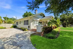 871 17th Ave N, Saint Petersburg, FL 33704 - Photo 2