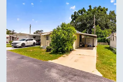 37433 Ray Drive, Zephyrhills, FL 33541 - Photo 2