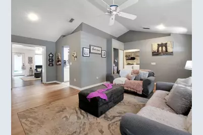1048 Malletwood Drive, Brandon, FL 33510 - Photo 12