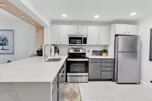 12300 Vonn Rd, Largo, FL 33774 - Photo 8