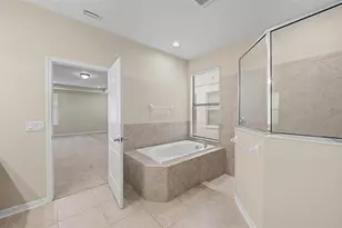 440 Westchester Hills Ln, Valrico, FL 33594 - Photo 14