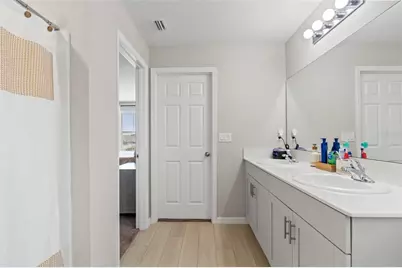 7512 Wallflower Trail, Wesley Chapel, FL 33545 - Photo 36