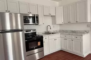 501 Athens St, Tarpon Springs, FL 34689 - Photo 12