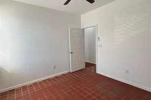 501 Athens St, Tarpon Springs, FL 34689 - Photo 10