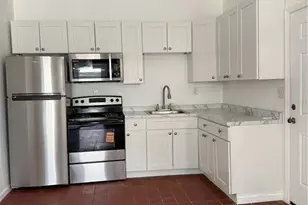 501 Athens St, Tarpon Springs, FL 34689 - Photo 6
