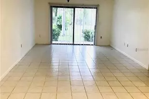 6330 Grand Bahama Cir, Tampa, FL 33615 - Photo 14