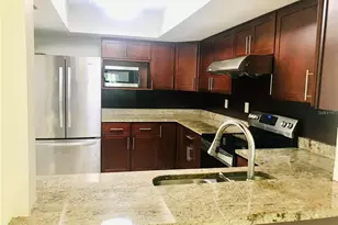 6330 Grand Bahama Cir, Tampa, FL 33615 - Photo 10