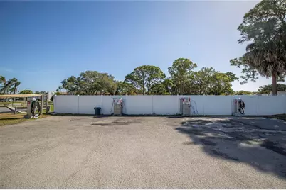 5750 80th Street N #D107, Saint Petersburg, FL 33709 - Photo 24