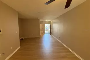 6030 Osprey Lake Cir, Riverview, FL 33578 - Photo 4