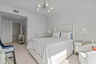 1020 Sunset Point Rd, Clearwater, FL 33755 - Photo 30