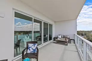 1020 Sunset Point Rd, Clearwater, FL 33755 - Photo 44