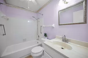 5725 80th St N, Saint Petersburg, FL 33709 - Photo 24