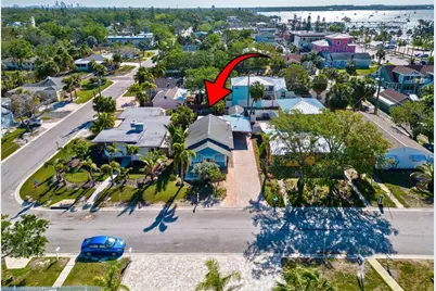 3108 Dupont Street S, Gulfport, FL 33707 - Photo 2