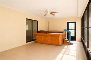 18923 Rolling Oak Dr, Hudson, FL 34667 - Photo 12