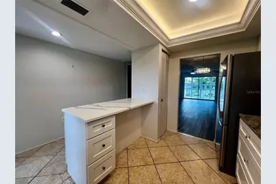 3981 Maceachen Boulevard #330, Sarasota, FL 34233 - Photo 6