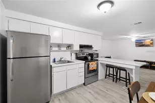 1220 E 142nd Ave, Tampa, FL 33613 - Photo 10