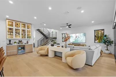 805 W Indiana Avenue, Tampa, FL 33603 - Photo 6