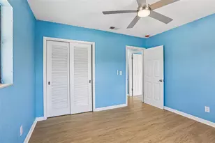 104 E Grapefruit Cir, Clearwater, FL 33759 - Photo 10