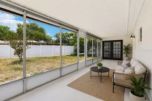 104 E Grapefruit Cir, Clearwater, FL 33759 - Photo 2
