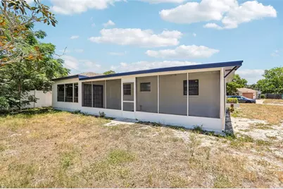 104 E Grapefruit Circle, Clearwater, FL 33759 - Photo 18
