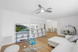 1318 S Hillcrest Ave, Clearwater, FL 33756 - Photo 1