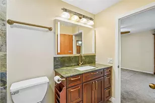 300 90th Ave NE, Saint Petersburg, FL 33702 - Photo 40