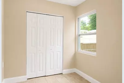 9412 N Elmer Street, Tampa, FL 33612 - Photo 12