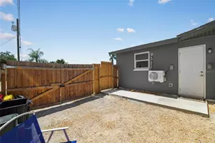 1118 Excalibur St, Holiday, FL 34690 - Photo 24