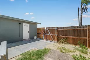 1118 Excalibur St, Holiday, FL 34690 - Photo 22