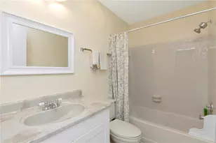3909 Carroll Cypress Ct, Tampa, FL 33614 - Photo 26