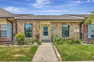 3909 Carroll Cypress Ct, Tampa, FL 33614 - Photo 1