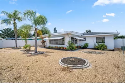 2301 Whitman Street, Clearwater, FL 33765 - Photo 2