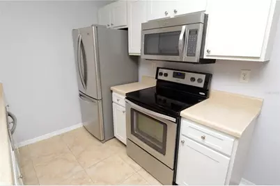 10263 Gandy Boulevard N #2116, Saint Petersburg, FL 33702 - Photo 8