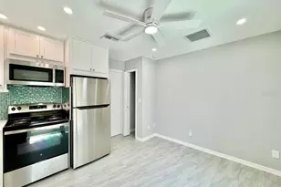 4306 Porpoise Dr, Tampa, FL 33617 - Photo 6