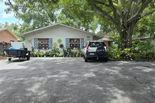 3074 Pine Tree Ave, Largo, FL 33771 - Photo 6