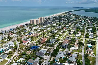 835 Bruce Avenue, Clearwater Beach, FL 33767 - Photo 8