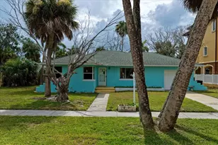 835 Bruce Ave, Clearwater Beach, FL 33767 - Photo 1