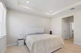 5689 Hawks Cay St, Apollo Beach, FL 33572 - Photo 8