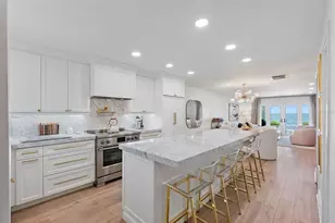4966 Coquina Key Dr SE, Saint Petersburg, FL 33701 - Photo 4