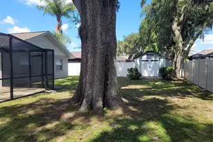 1104 Riflecrest Ave, Valrico, FL 33594 - Photo 20