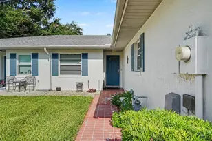 1525 Oakview Cir SE, Winter Haven, FL 33880 - Photo 1
