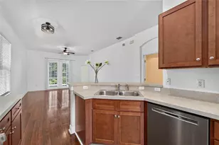1143 Wrightswynde Ct, Wesley Chapel, FL 33543 - Photo 10