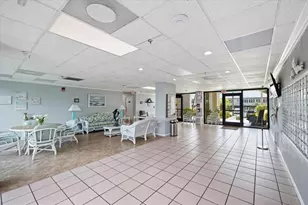 7050 Sunset Dr S, Saint Petersburg, FL 33707 - Photo 34