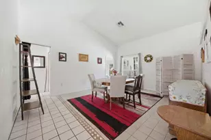 10249 Rainbow Oaks Dr, Hudson, FL 34667 - Photo 6