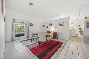 10249 Rainbow Oaks Dr, Hudson, FL 34667 - Photo 8
