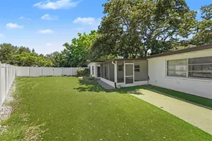 217 Garden Cir, Belleair, FL 33756 - Photo 26